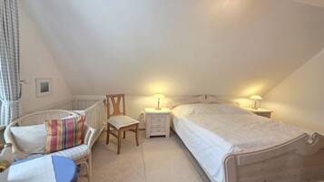 2 Schlafzimmer, Schreibtisch, WLAN
