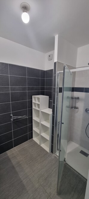 Dusche, Haartrockner