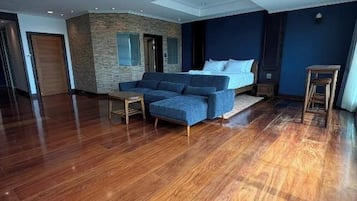 Familie tweepersoonskamer, uitzicht op het strand | Gratis wifi