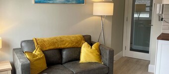 Elegant Penthouse Apartment in Kinsale Town Centre