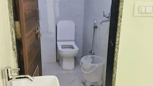 Gambar tidak terklasifikasi, 3 dari 15, tombol