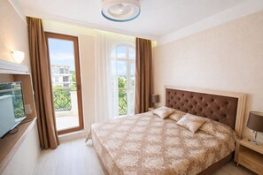 Iron/ironing board, WiFi, bed sheets - Harmony Suites-4 Private Apartment B544 (Слънчев бряг)