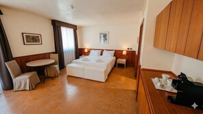 Standard Double or Twin Room, Balcony, Golf View | In-room safe, desk, laptop workspace, blackout curtains - Hotel Golf Inn (Lignano Sabbiadoro)