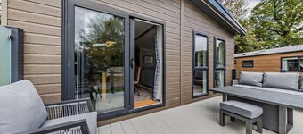 Saron 2.0 Spa (Pet), Llandyrnog