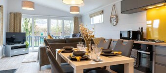 The Falls (Pet), Aysgarth