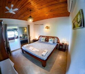 Iron/ironing board, WiFi, bed sheets - Comfort double room + Vanille, charming hotel with swimming pool, Nosy Be. (Nosy Be)