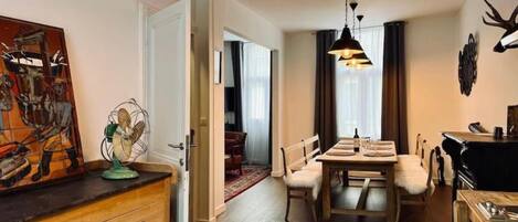 Huoneisto | Ruokailu