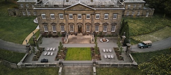 Denton Hall - sleeps 20 guests in 10 bedrooms