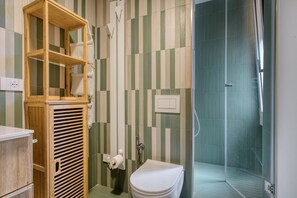 Shower, free toiletries, hair dryer, bidet - Hostmate - Milano - Muratori - Porta Romana  (Milano)
