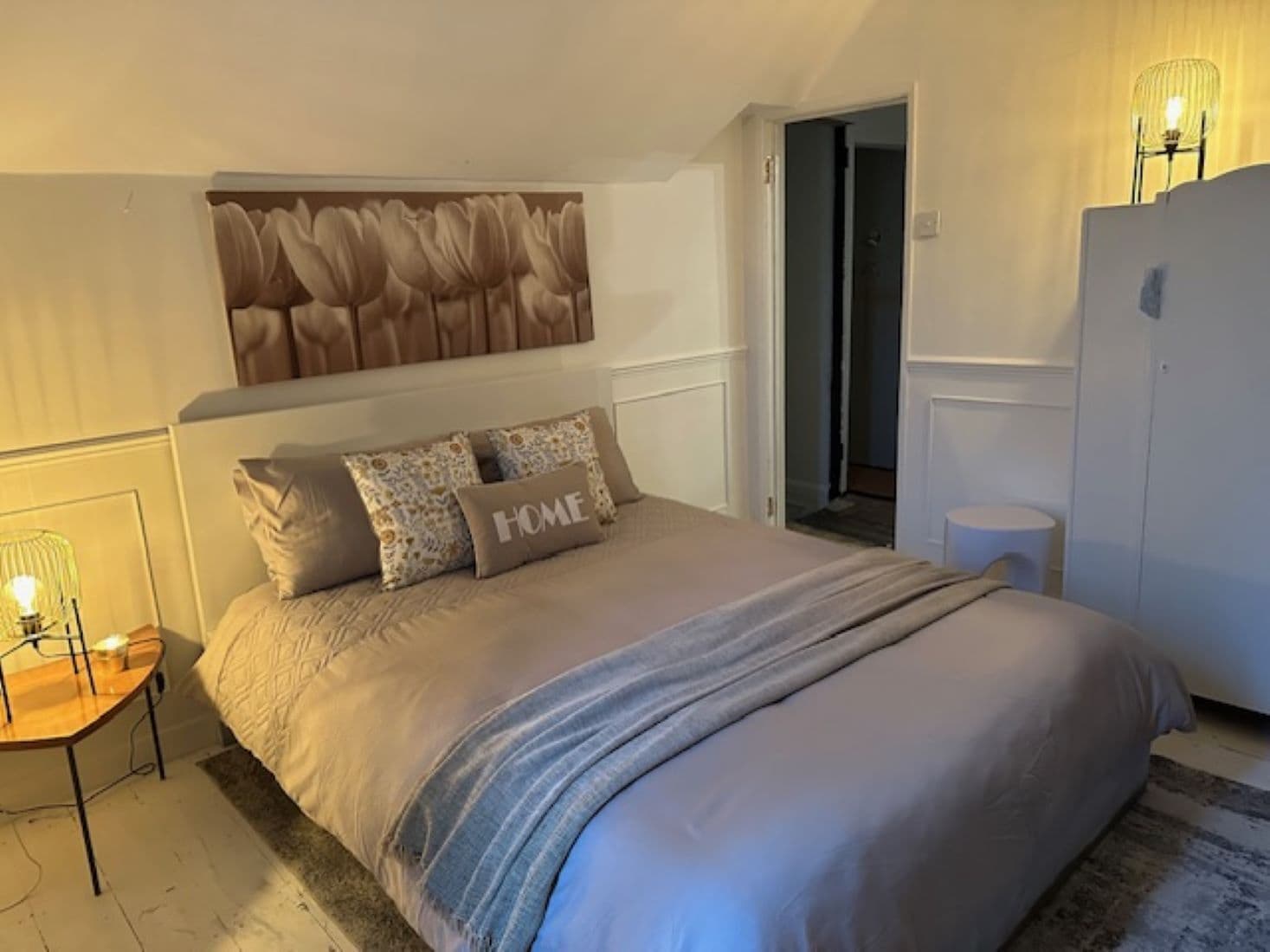 Deluxe Double Room | Individually decorated, individually furnished, desk, laptop workspace