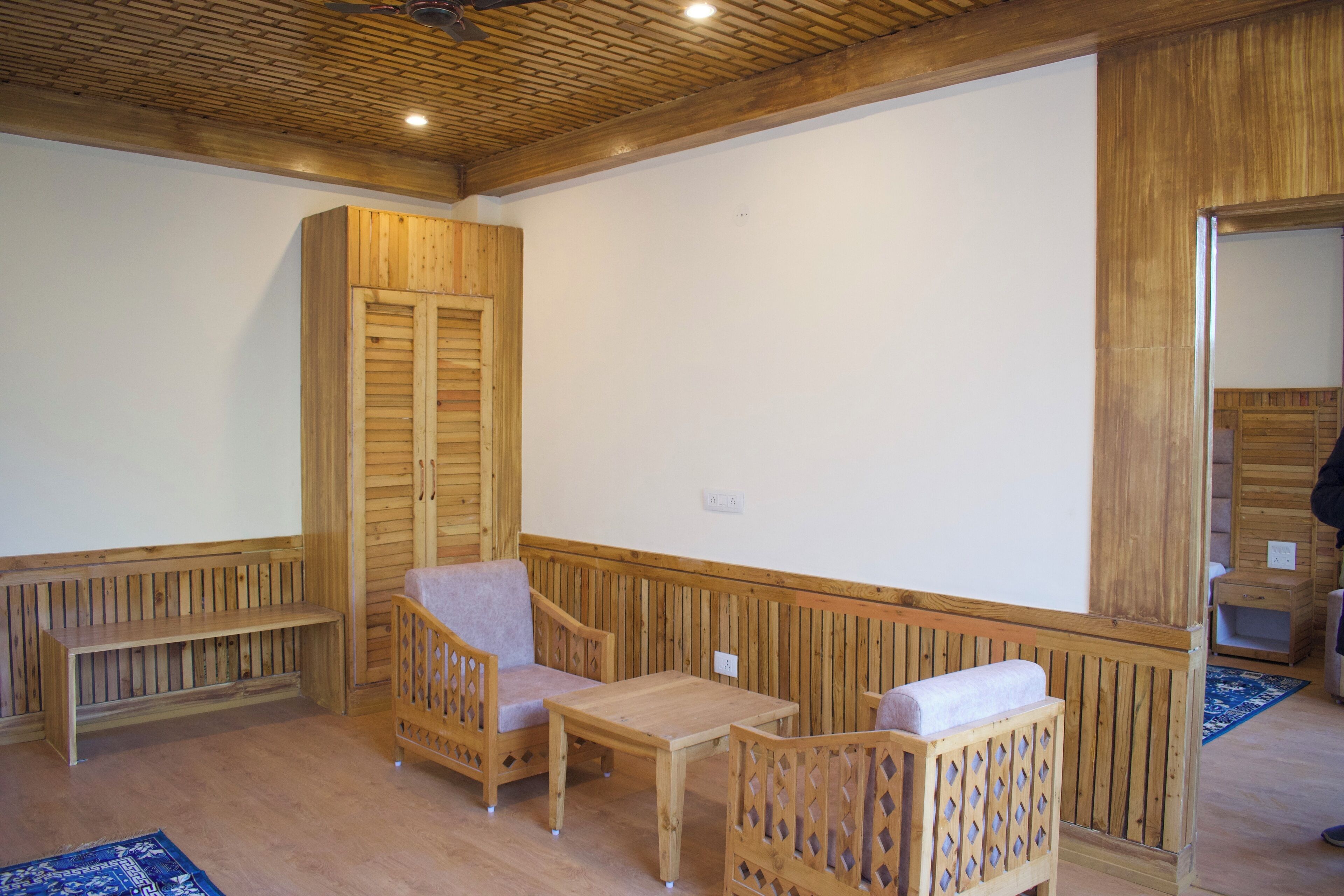 Comfort Suite, Balcony, Mountain View | Interior