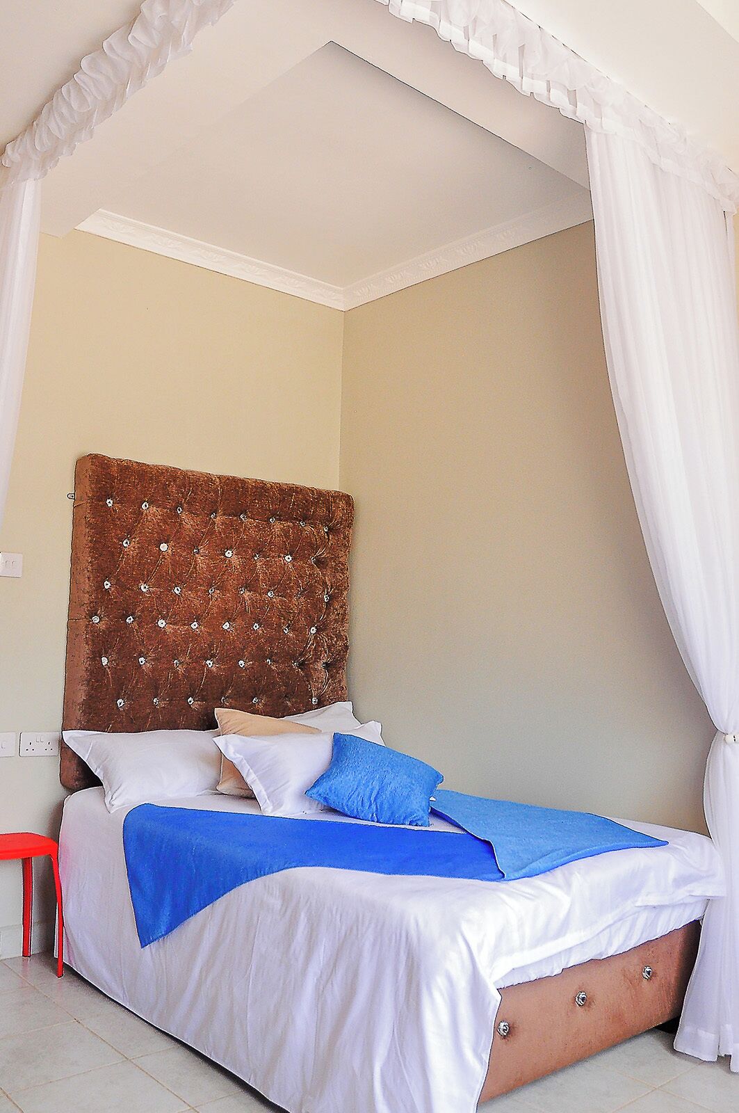 Kamar Double Standar | Wi-Fi gratis dan seprai linen