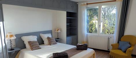 4 chambres, fer et planche Ă repasser, lit parapluie, Wi-Fi gratuit