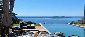 Villa Mahina - Exceptional, with swimming pool, bar & fitness, 10 min from the beaches