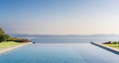 Villa Mahina - Exceptionnelle, avec piscine, bar & fitness, Ă 10 min des plages