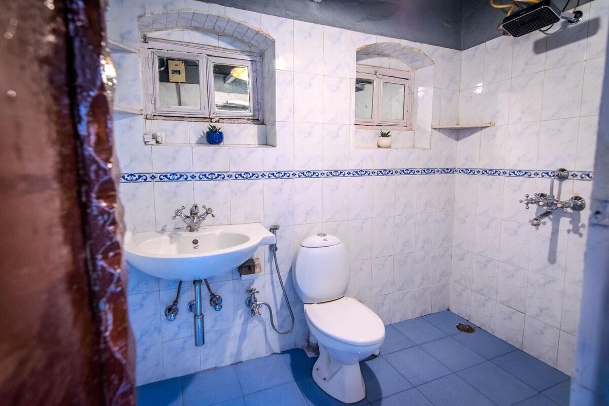 Dusche, Haartrockner, Bidet, Handtücher