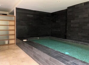 Spa - Lux 2-BR 1 story Condo in the heart of Everything!!! (San Rafael de Escazú)