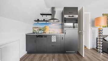 Geladeira, fogão, cooktop, lava-louças