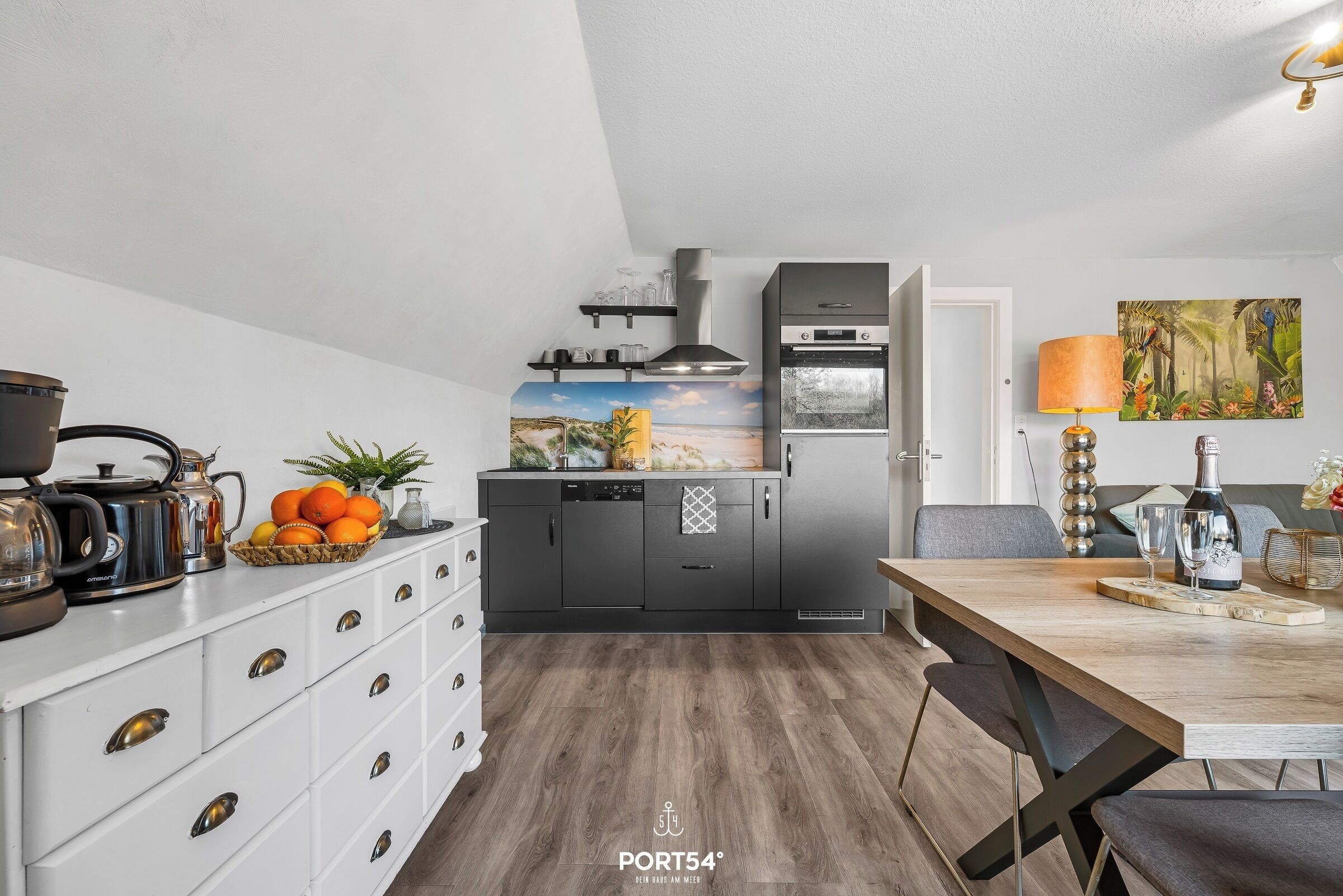 Kühlschrank, Ofen, Herdplatte, Geschirrspüler