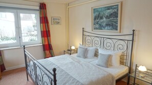 Iron/ironing board, travel cot, free WiFi - Spacious vacation home with garden, terrace and family-friendly furnishings (Garding)