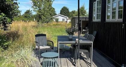 Small Cozy House By The Beach