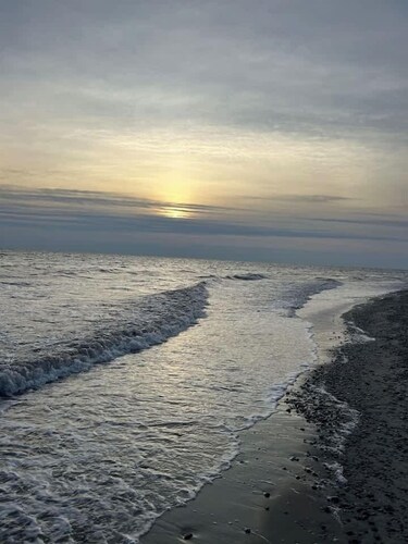 Small Cozy House By The Beach