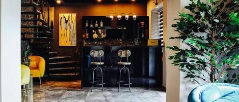 بار (في المنشاة)