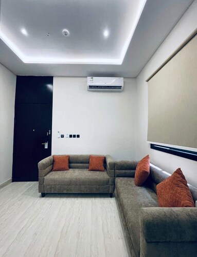 Calm Serviced Apartments 3