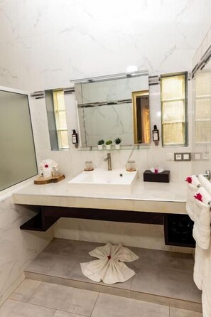 Bathroom - Hôtel du parc (Mbour)