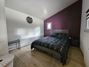 3 bedrooms - House 6 Guests: Serene under the Pines (La Faute-sur-Mer)