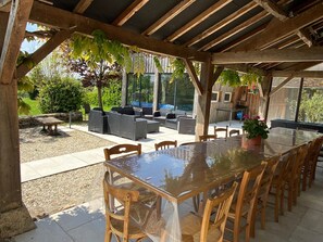Outdoor dining - Large House with Heated Pool at Bois Bertrand (Montchevrier)