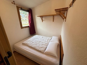 1 bedroom - 2-room Apartment with Cabin in Les Angles, close to shops (Les Angles)