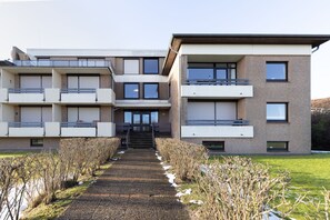 Exterior - Modern vacation apartment on Sylt with balcony, elevator and parking space (List auf Sylt)