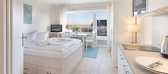 Modern vacation apartment on Sylt with balcony, elevator and parking space