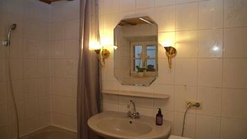 Haartrockner, Handtücher