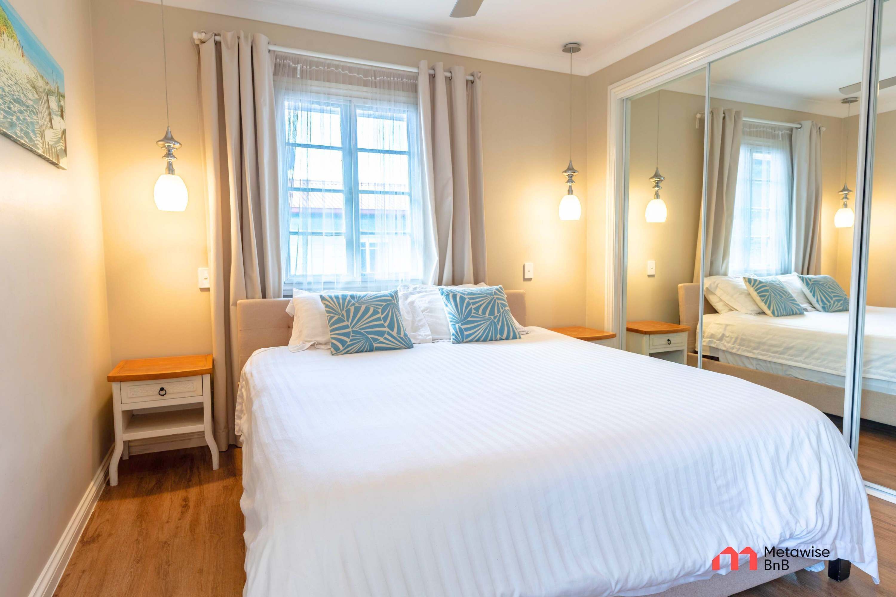 Iron/ironing board, internet, bed sheets