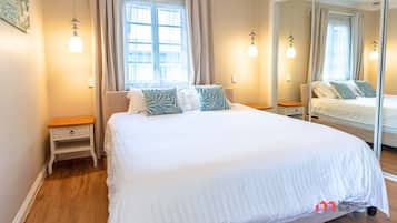 Iron/ironing board, internet, bed sheets