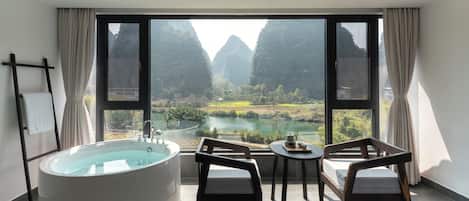 Superior Single Room, Mountain View | Free WiFi