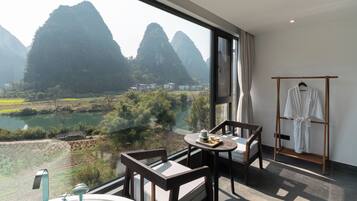 Superior Single Room, Mountain View