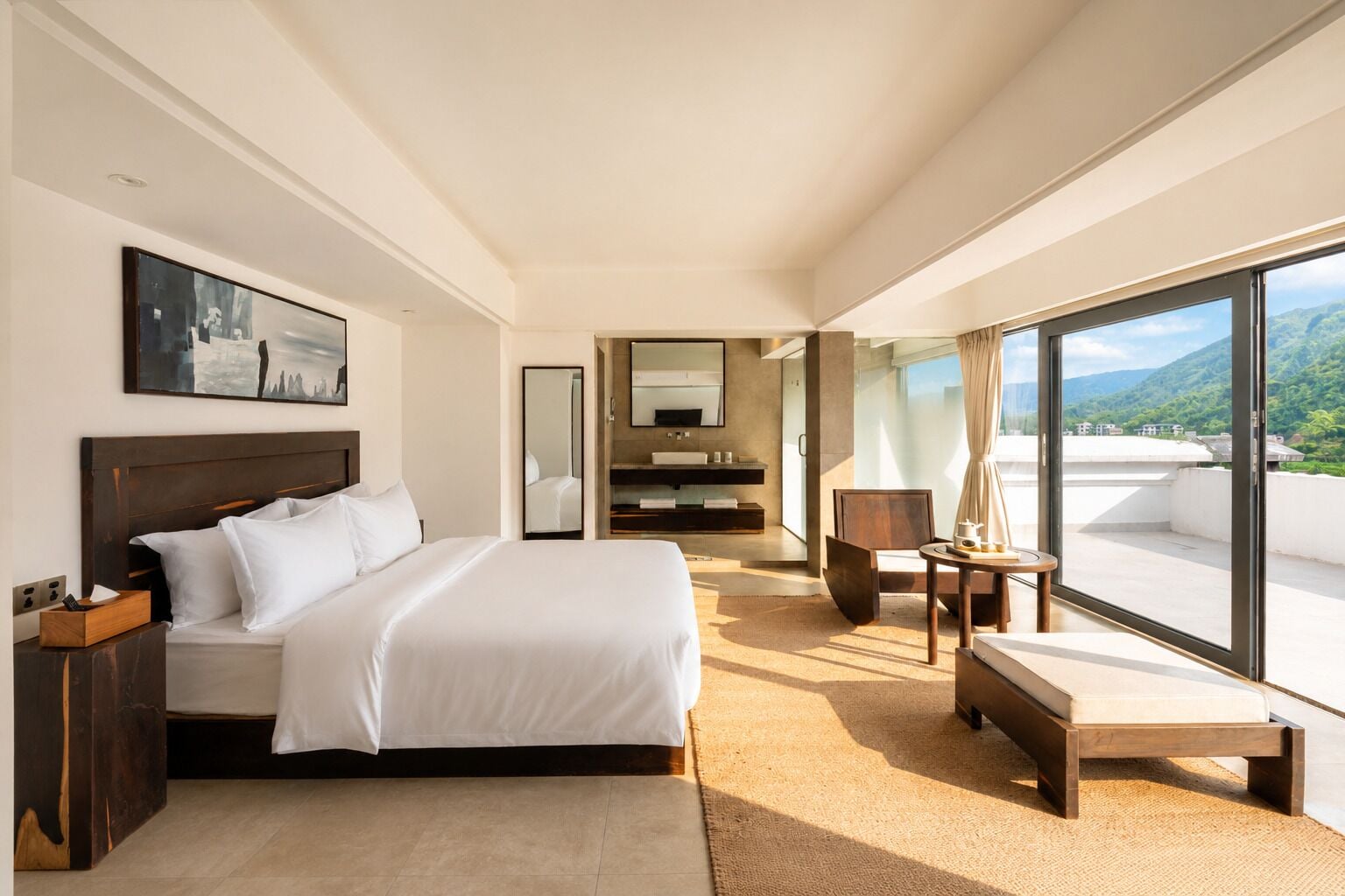 Panoramic Room | Premium bedding, pillowtop beds, minibar (free items), desk