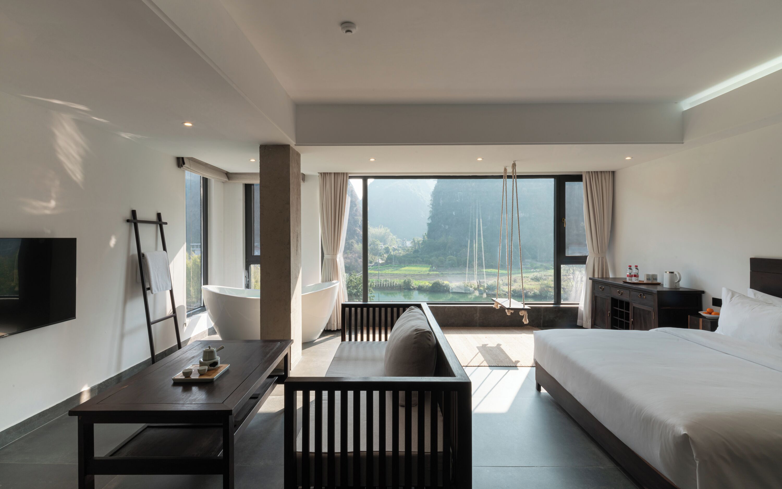 Phòng đơn có thiết kế đặc trưng, quang cảnh đồi núi | Truy cập Internet không dây miễn phí 