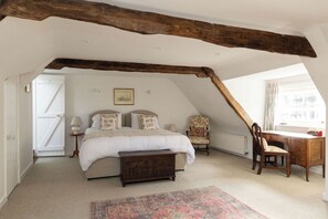 3 habitaciones, tabla de planchar con plancha y wifi gratis 