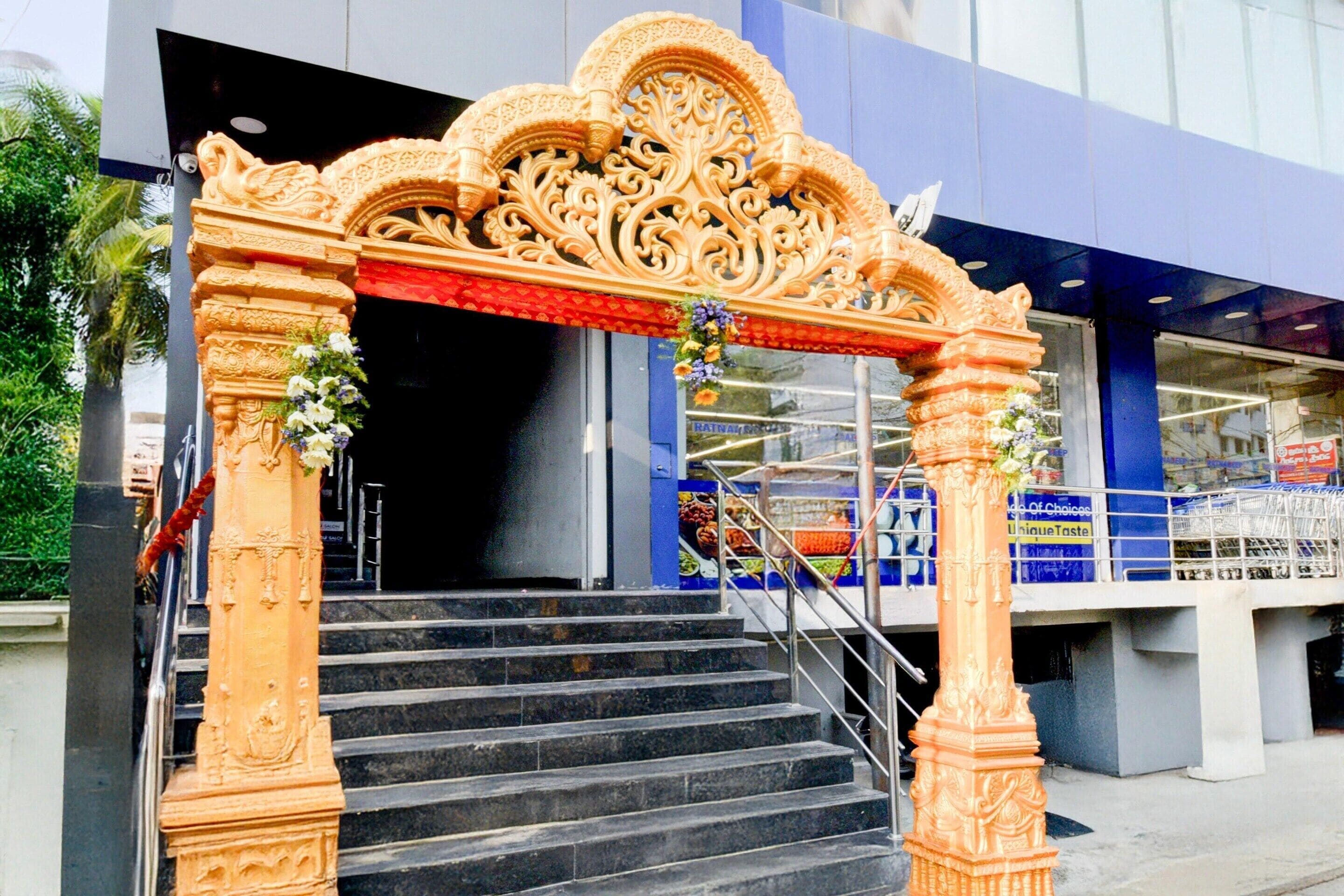 ハウス | フロント