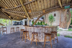 Deluxe Villa, Balcony, Sea View | Living area - Les terrasses ceningan (Klungkung)