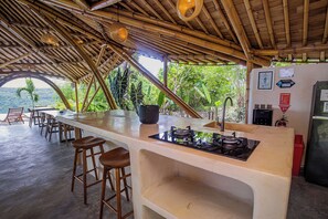 Deluxe Villa, Balcony, Sea View | Living area - Les terrasses ceningan (Klungkung)