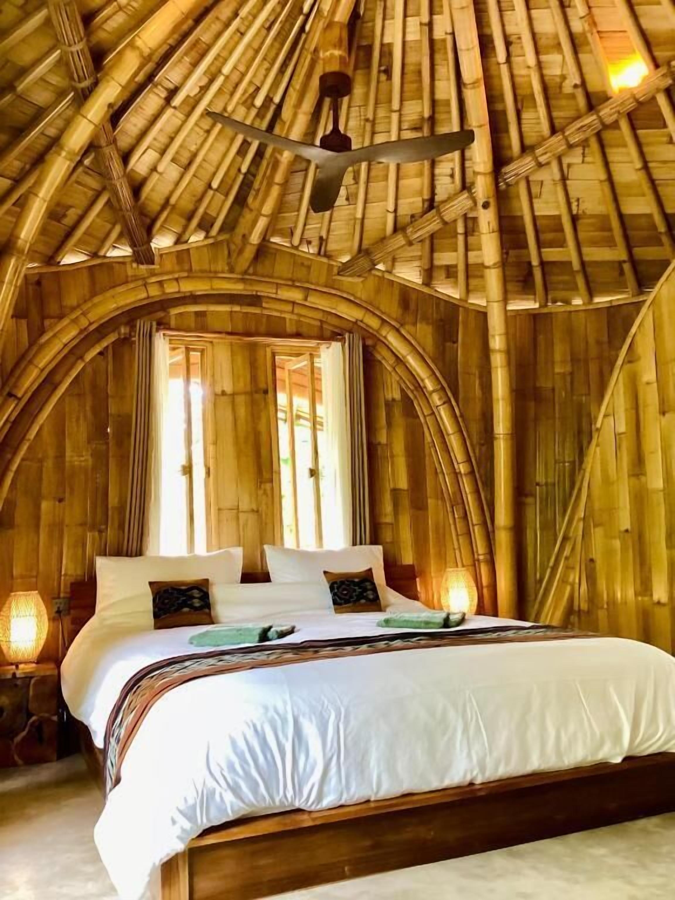 Bungalow – comfort, hageutsikt | Blendingsgardiner og wi-fi (inkludert)