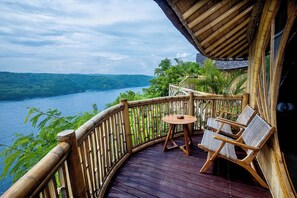 Deluxe-Doppelzimmer, Balkon, Meerblick | Strand-/Meerblick