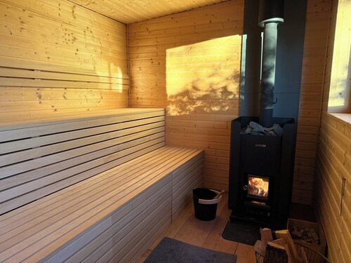 Romantic Rural Train Station Apartment (1st Floor) with Garden Sauna