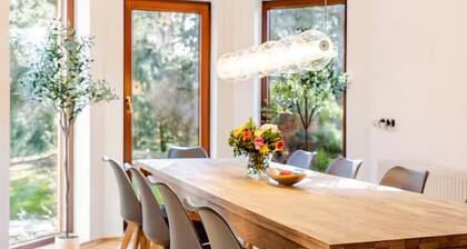 House Altburgstädtel- close to the city center in the countryside for large families with 8 people in Dresden