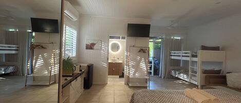 1 bedroom, Internet, bed sheets